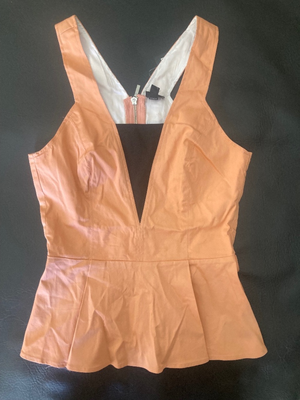 NWT Bebe 2b coral Orange black v neck mesh cutout front peplum tank top